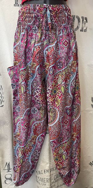 Paisley Print Pants - Pinks