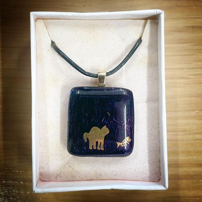 Glass Necklace - Purple with Cat