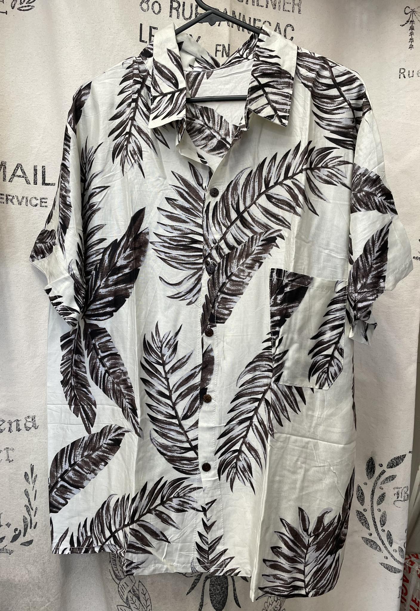 Men's Shirt - XXL - Cream/Dark Leaf Design