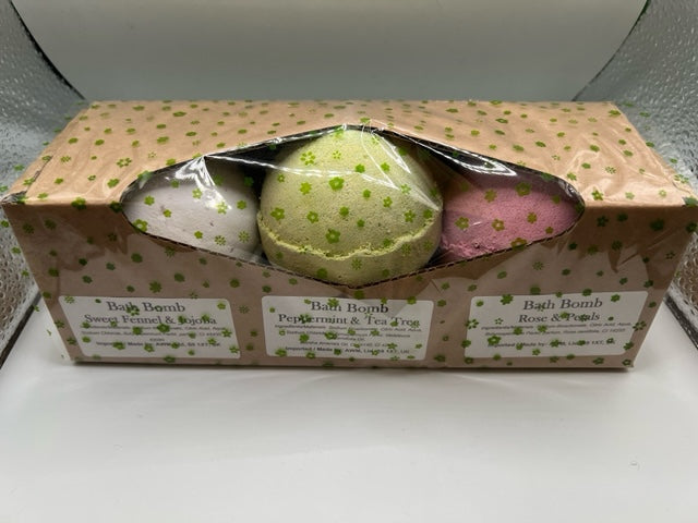 Three Bath Bombs in a Gift Pack A