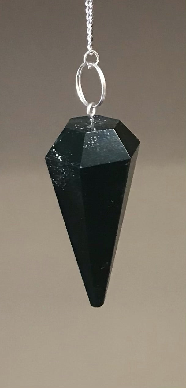 Crystal Pendulum - Dark Green