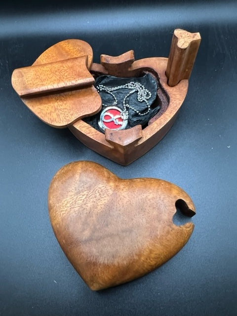 Bali Puzzle Box - Single Heart with Infinity Necklace